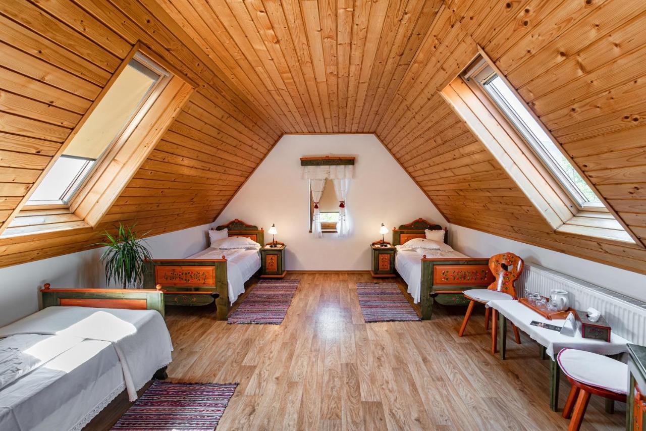 Hotel Conacul Secuiesc-Szekelyko Kuria Coltesti Exteriér fotografie