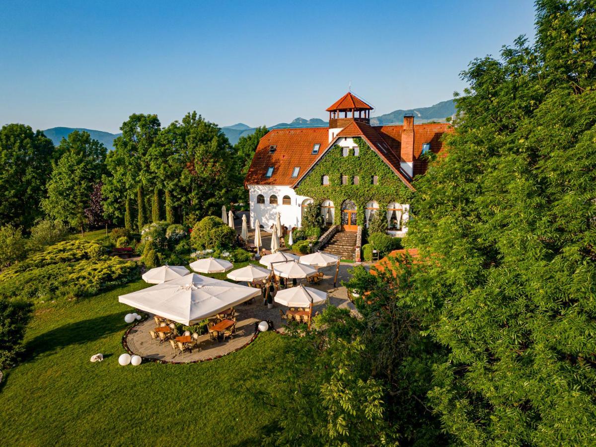 Hotel Conacul Secuiesc-Szekelyko Kuria Coltesti Exteriér fotografie