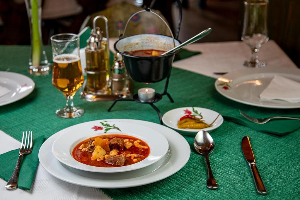 Hotel Conacul Secuiesc-Szekelyko Kuria Coltesti Exteriér fotografie